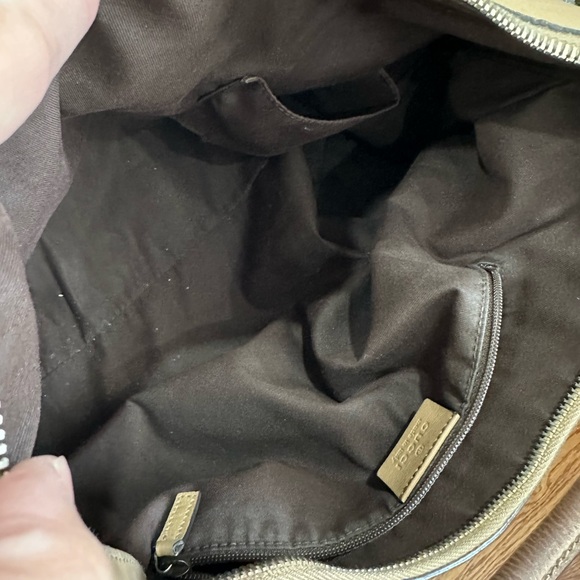 Gucci Beige GG Canvas Gold D Ring Hobo - Picture 7 of 11